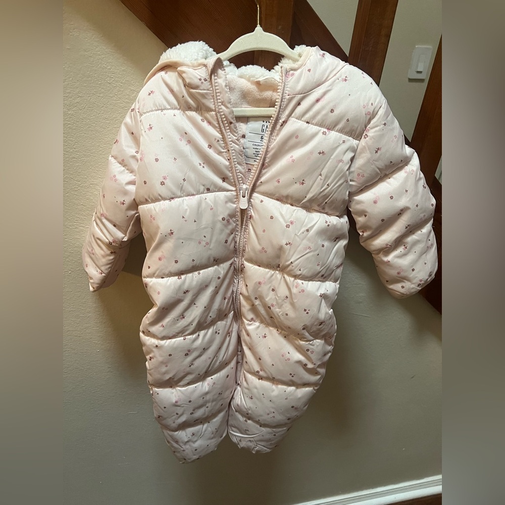 GAP Pink snow suit